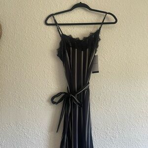 Amazing stripped lace dress
